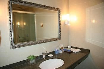 Zhengzhou Central Asia Boutique Inn Jicheng  Exterior foto